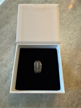 Pandora Light as a Feather Sterling Silver ring - size 7